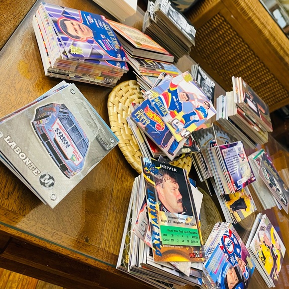 Entire Vintage Nascar Card Collection 600+ cards - Picture 3 of 4